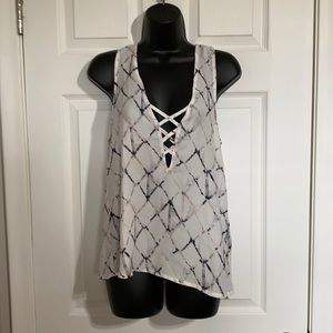 Willow & Root Low Cut Criss Cross Front Sleeveless Dressy/Casual Tank Top Sz XS